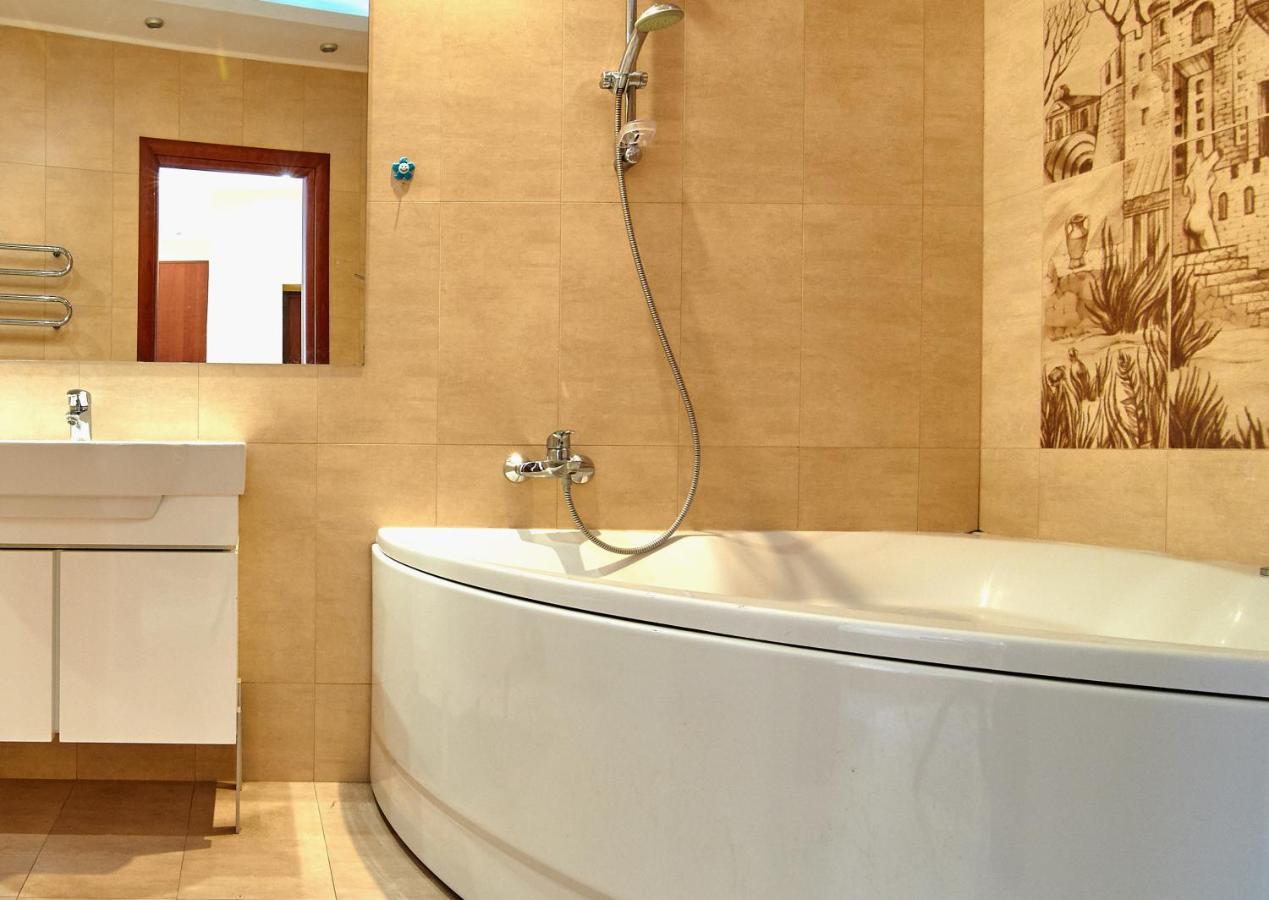Inn Home Apartments-Olimpiysky Stadium Area Киев Екстериор снимка