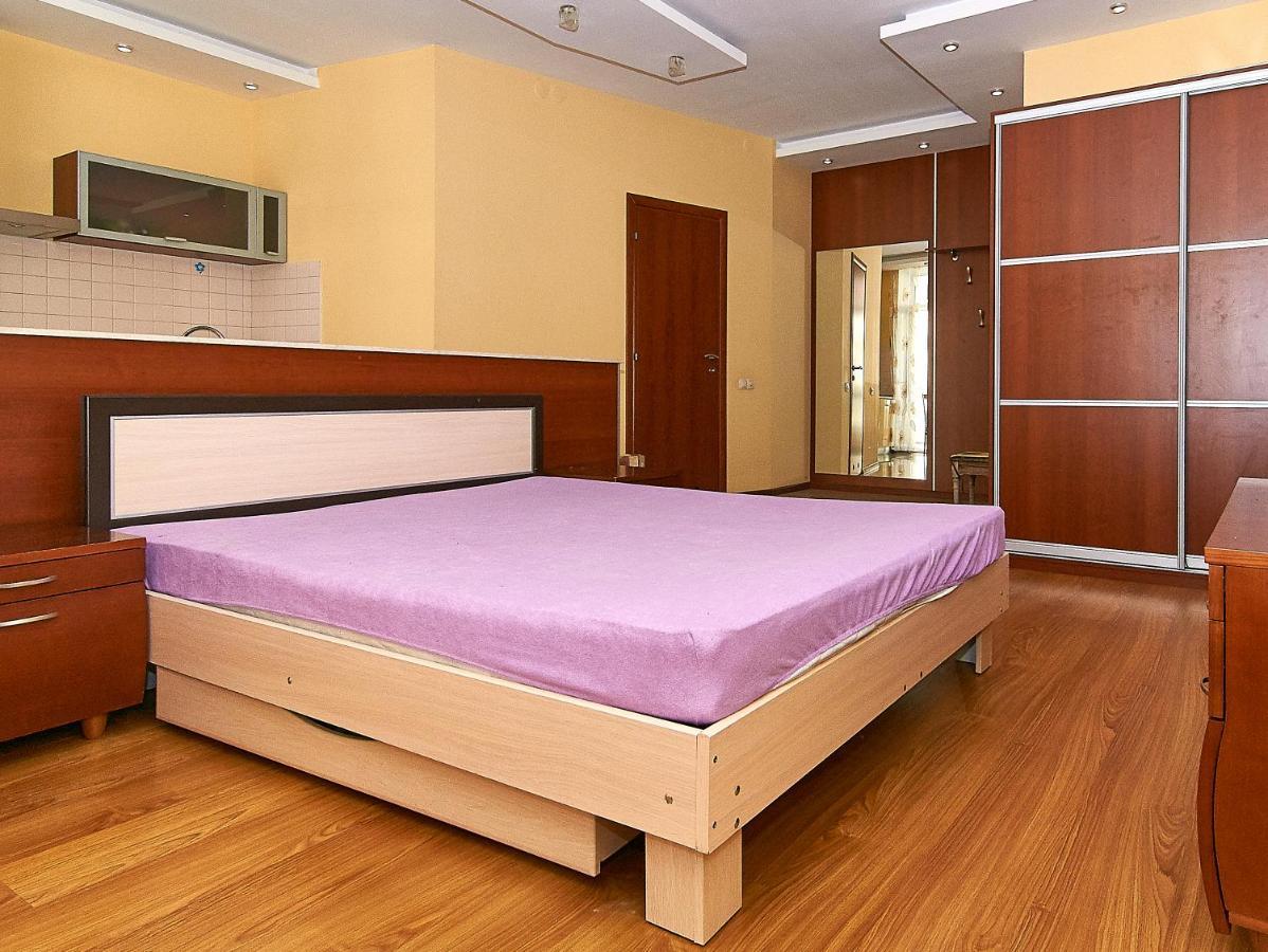 Inn Home Apartments-Olimpiysky Stadium Area Киев Екстериор снимка