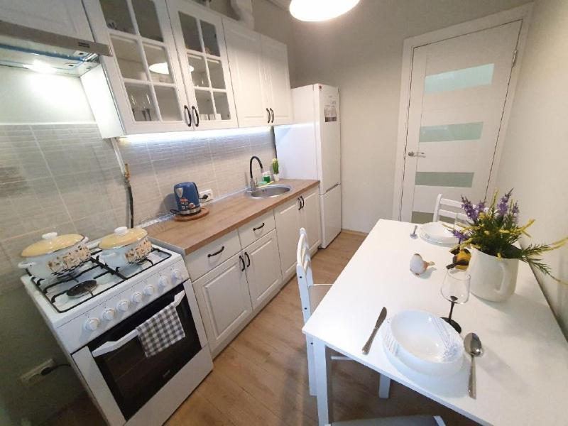 Inn Home Apartments-Olimpiysky Stadium Area Киев Екстериор снимка